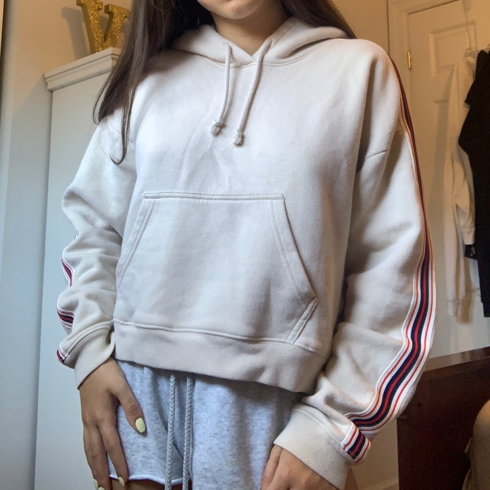 cropped TNA hoodie